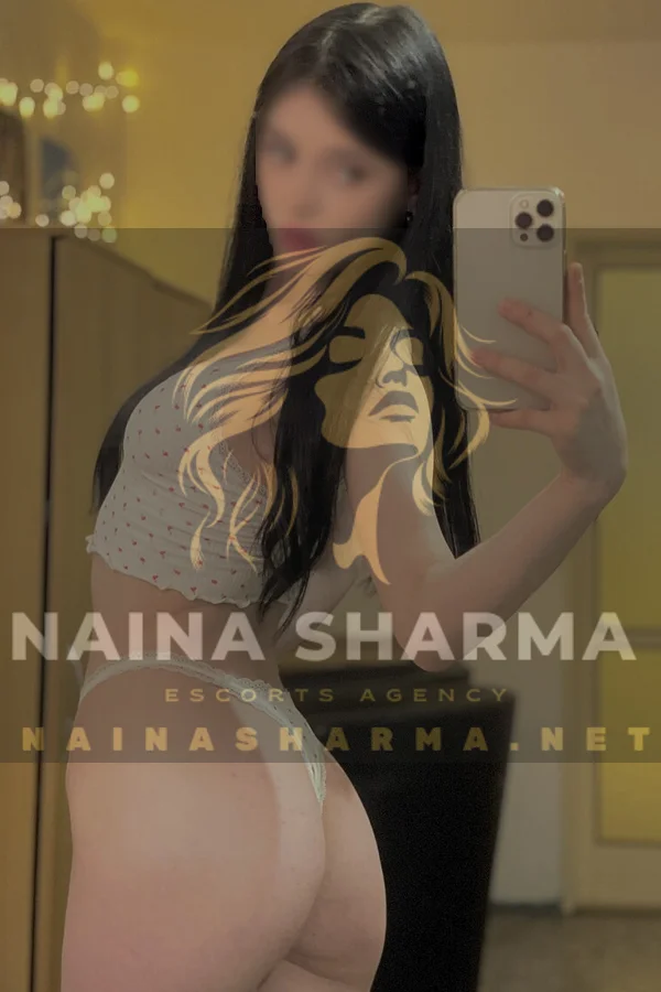 Abigail Goa Escorts Selfie