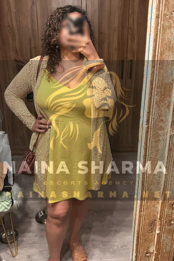 Anu Goa Escorts Selfie