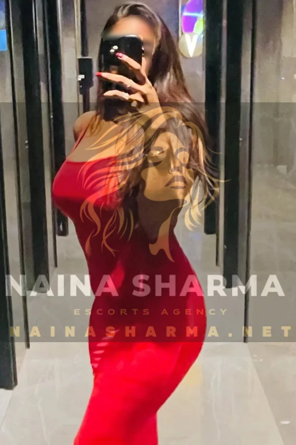 Avni Nagpur Escorts Selfie