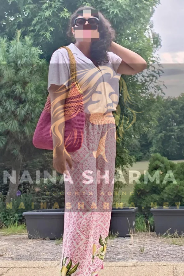 Bhavanya Kolkata Escorts