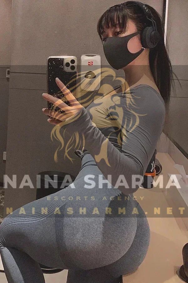 Bhuvika Nagpur Escorts Selfie