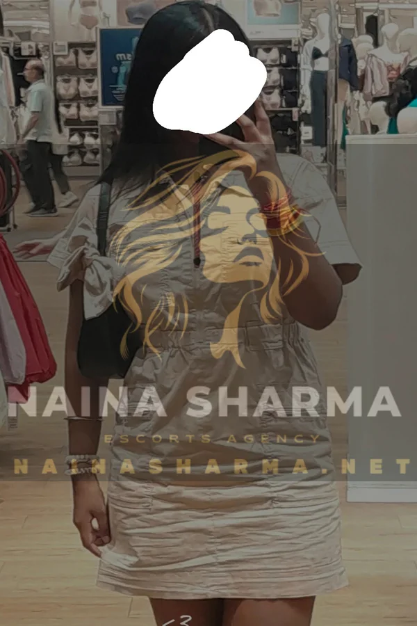 Bipasha Goa Escorts Selfie