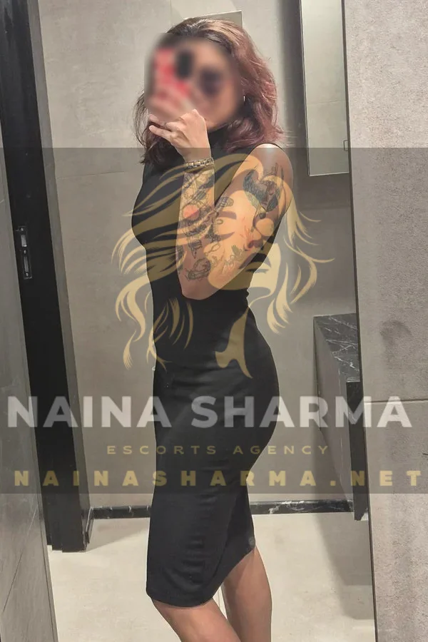 Daizy Goa Escorts Selfie