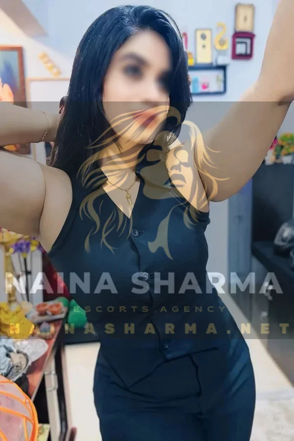 Dashmeet New Escort Girl in Ghaziabad