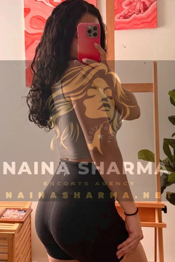 Deepti Chandigarh Escorts Selfie