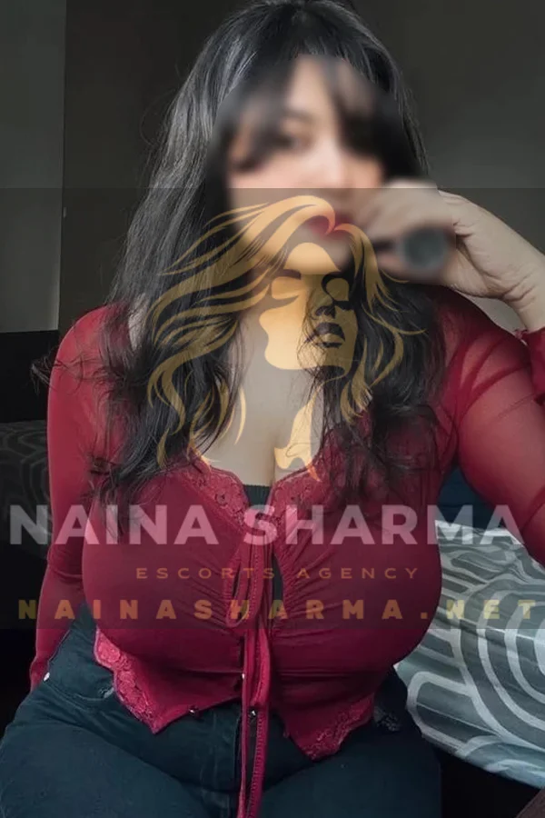 Eesha Mumbai Escorts