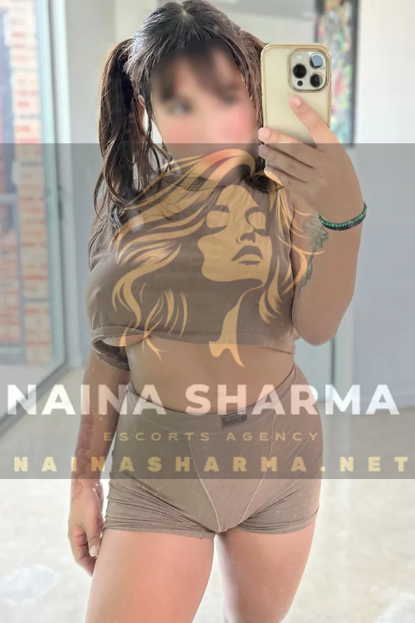 Emma Goa Escorts Selfie