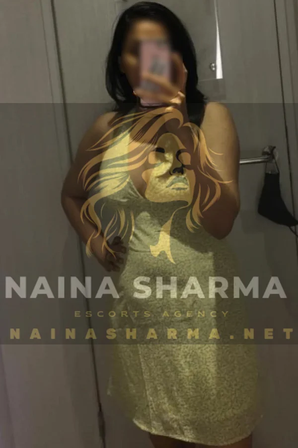 Harsha Ahmedabad Escorts Selfie
