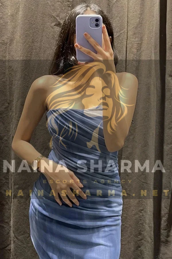 Kanika Agra Escorts Selfie