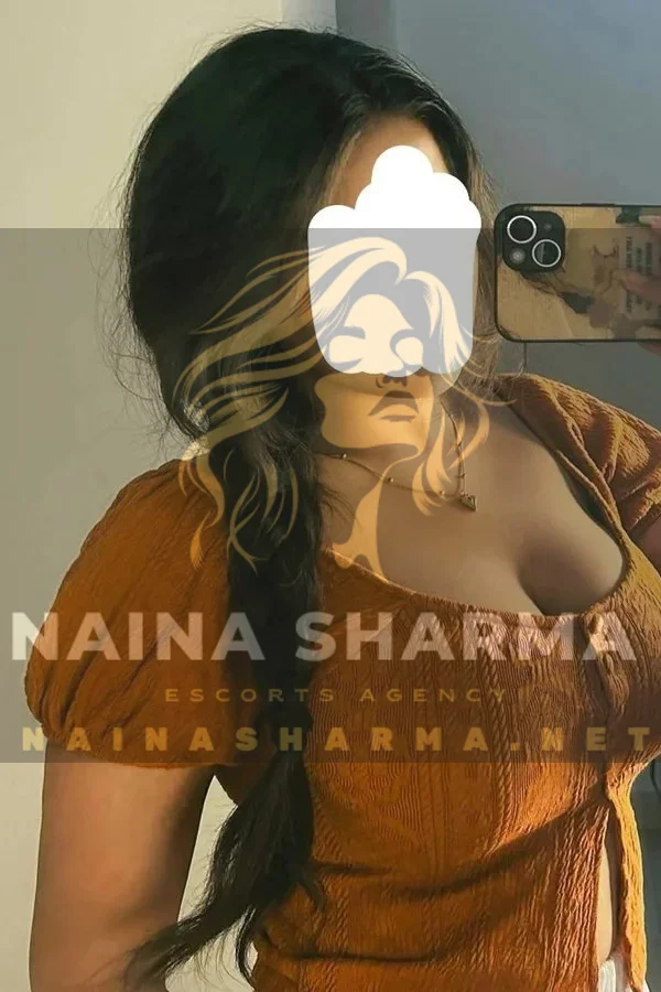 Kimaya Ahmedabad Escorts Selfie