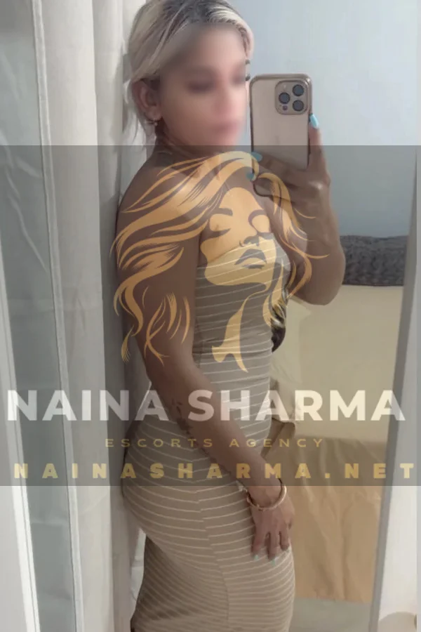Kristy Goa Escorts Selfie