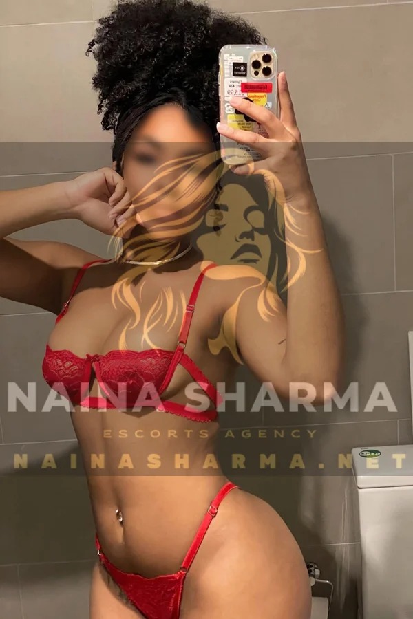 Lena Indore Escorts Selfie