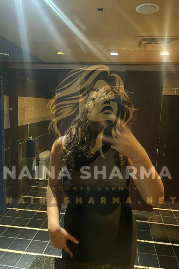 Liya Goa Escorts Selfie
