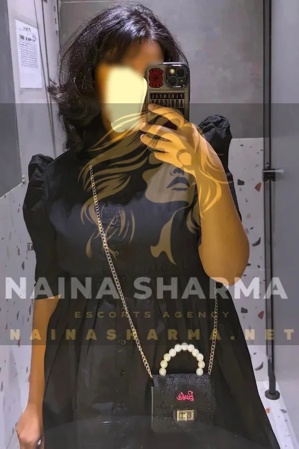 Maneka Goa Escorts Selfie
