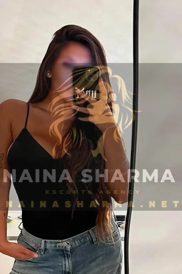 Marina Agra Escorts Selfie