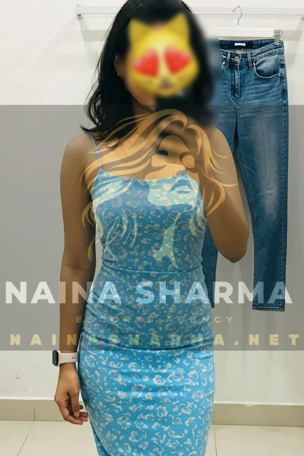 Meghan Chennai Escorts Selfie