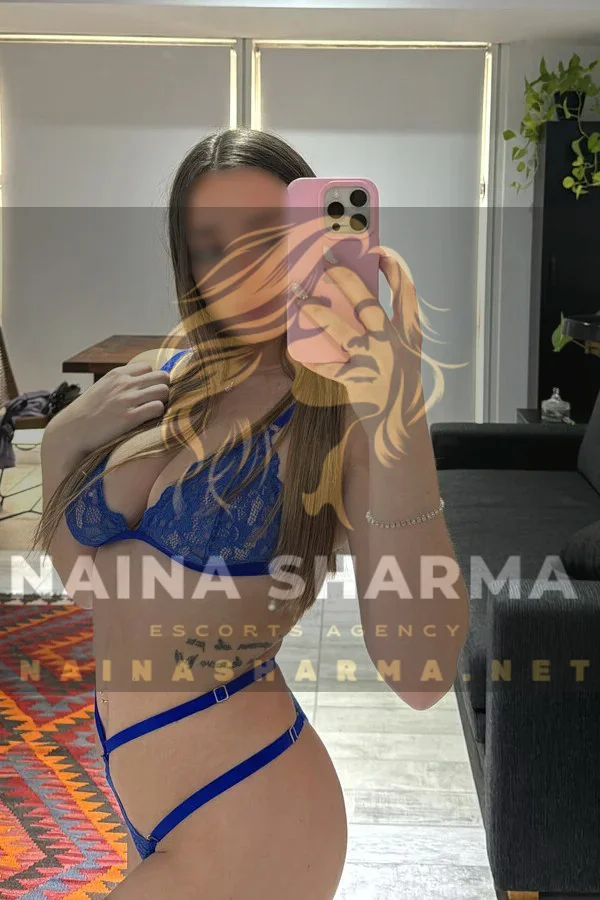Natalia Nagpur Escorts Selfie