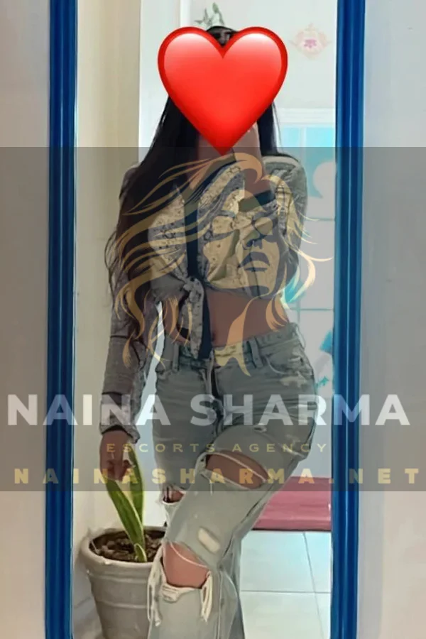 Pranami Jaipur Escorts Selfie