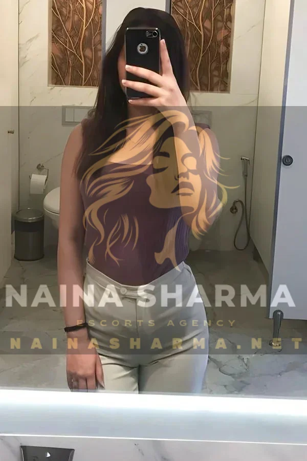 Pritikana London Escorts Selfie