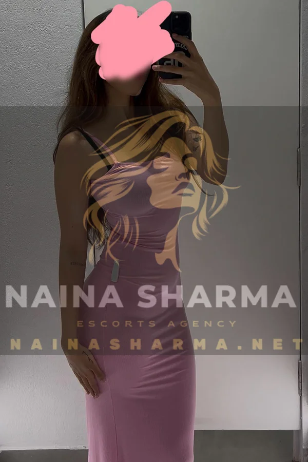 Priyanshi Mumbai Escorts Selfie