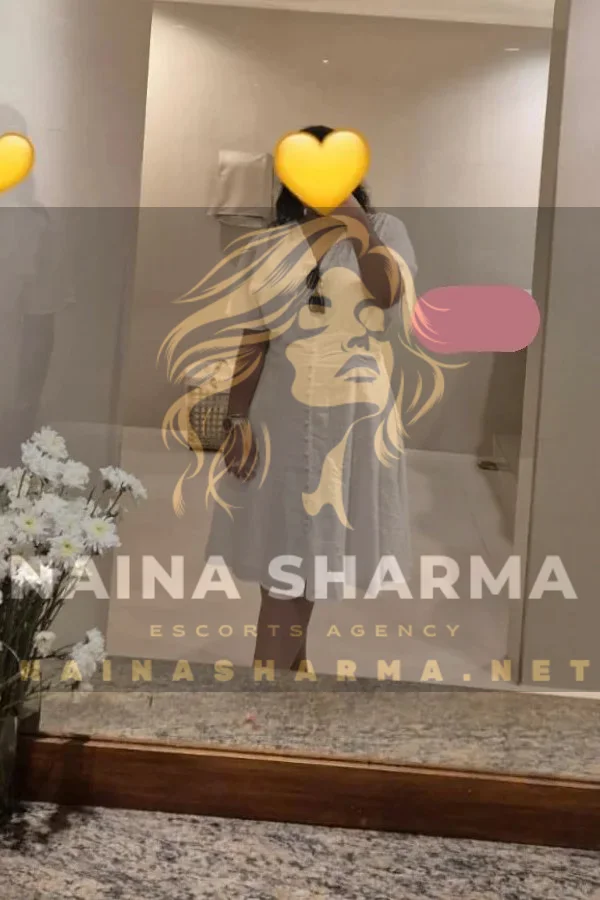 Shivika Kolkata Escorts Selfie