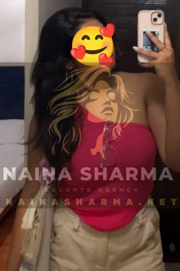 Shreemayi Goa Escorts Selfie