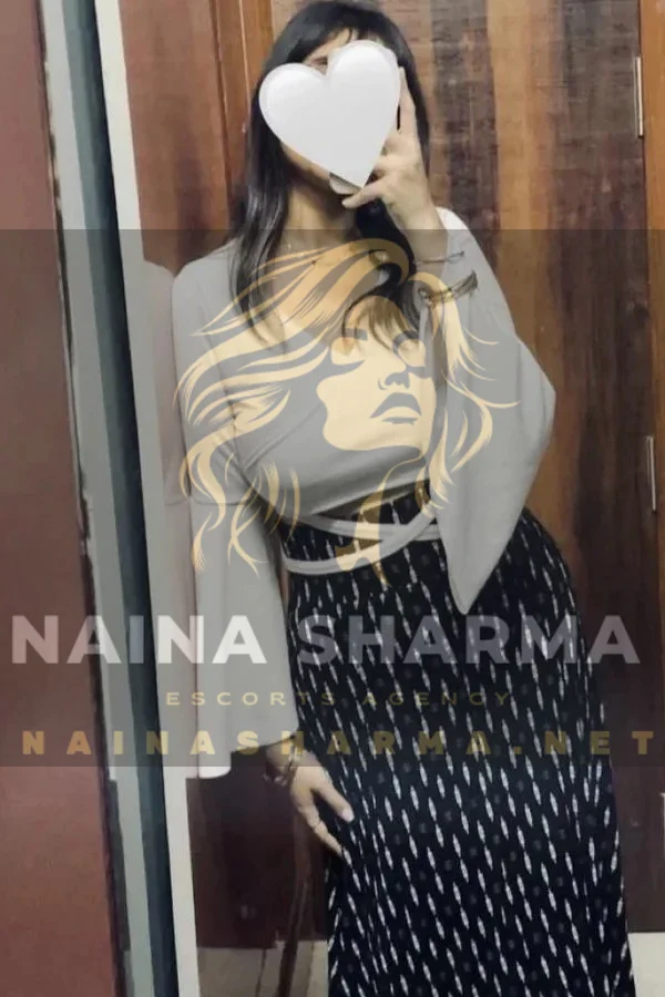 Snigdha Ahmedabad Escorts Selfie