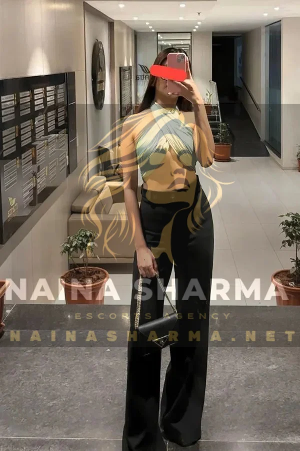 Susmita Jaipur Escorts Selfie