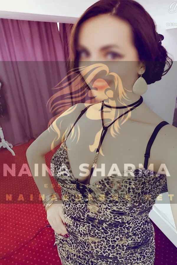 Unnati New Escort Girl in Delhi