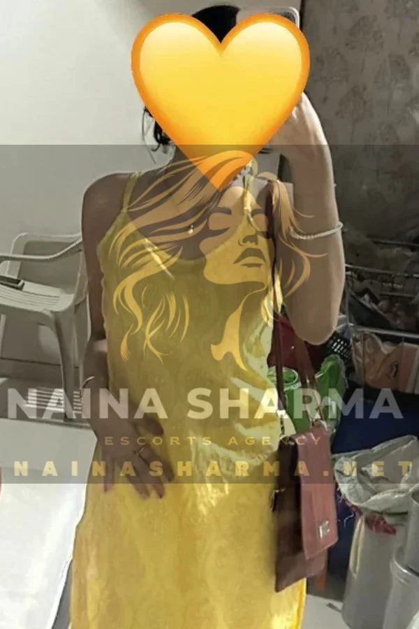 Upalina Goa Escorts Selfie
