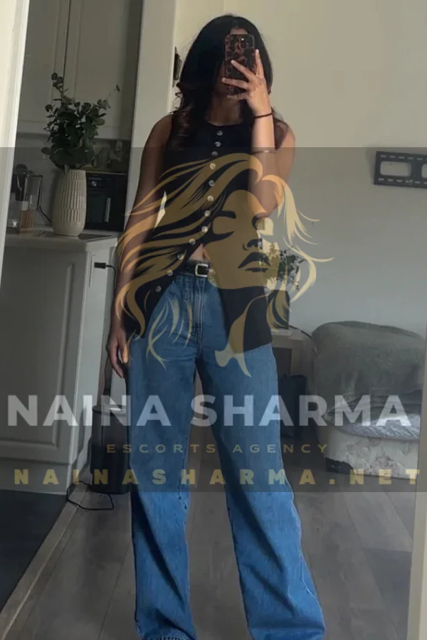 Vamika Goa Escorts Selfie