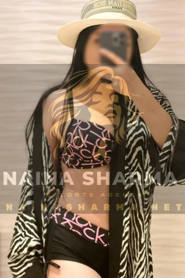 Vanessa Noida Escorts Selfie