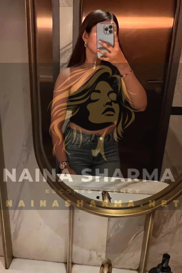 Vedanshi Goa Escorts Selfie
